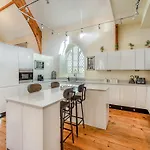 度假居 The Old Chapel *